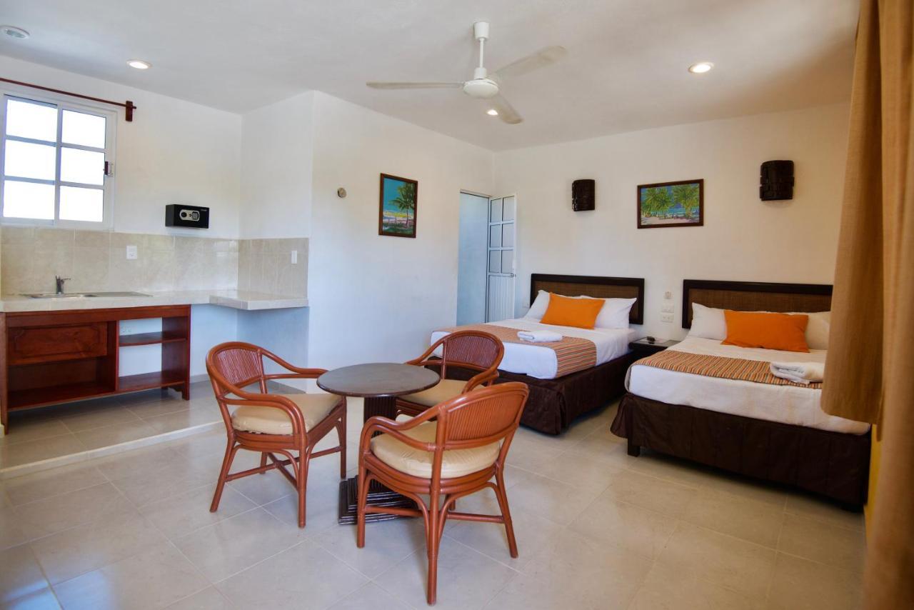 Golden Paradise Town Hotel Holbox Eksteriør billede